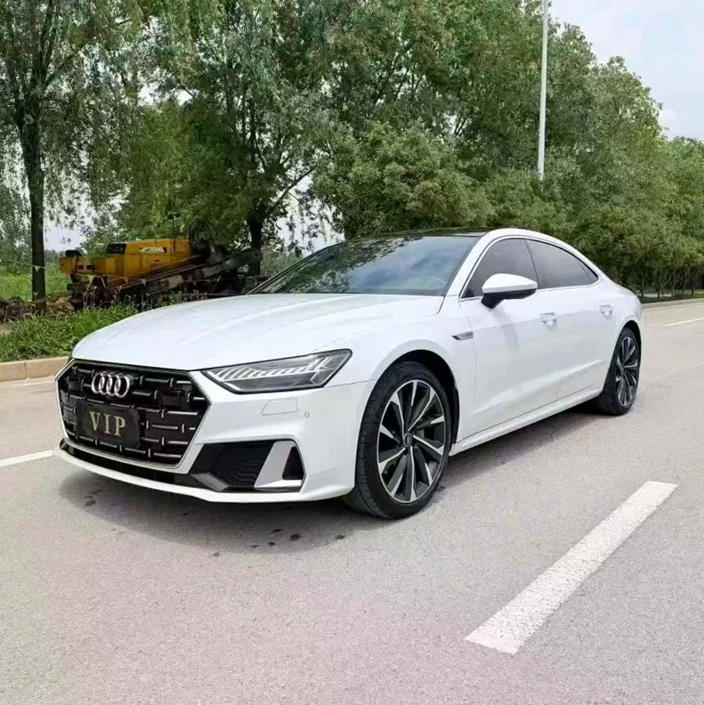 奥迪A7L 正面外观三
