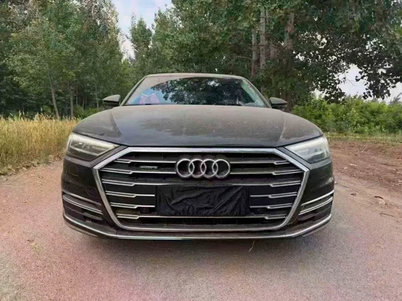22年奥迪A8L 四驱3.0T