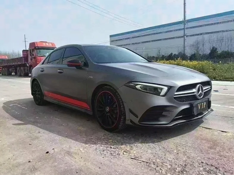 奔驰AMG 正面外观二