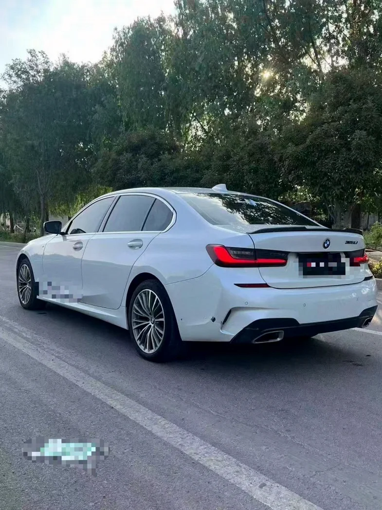 宝马3系 内饰后排