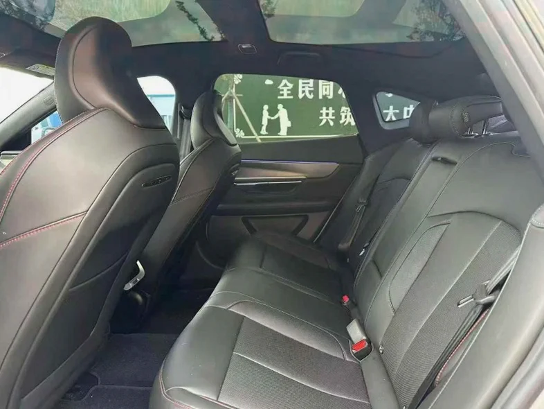 小鹏汽车p7 后面外观三