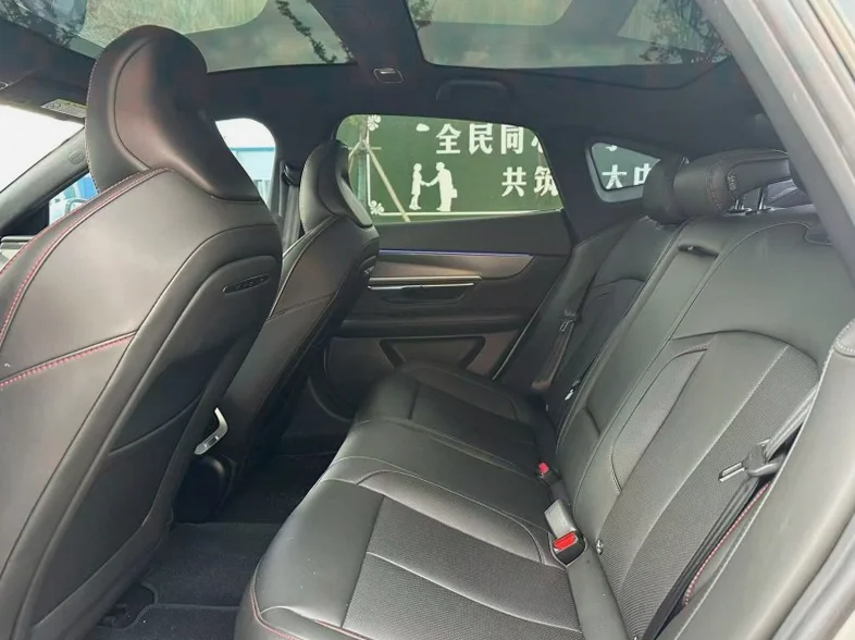 小鹏汽车p7 后面外观二