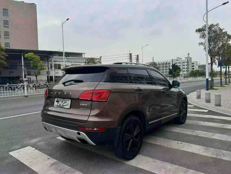 哈弗H6 后面外观二