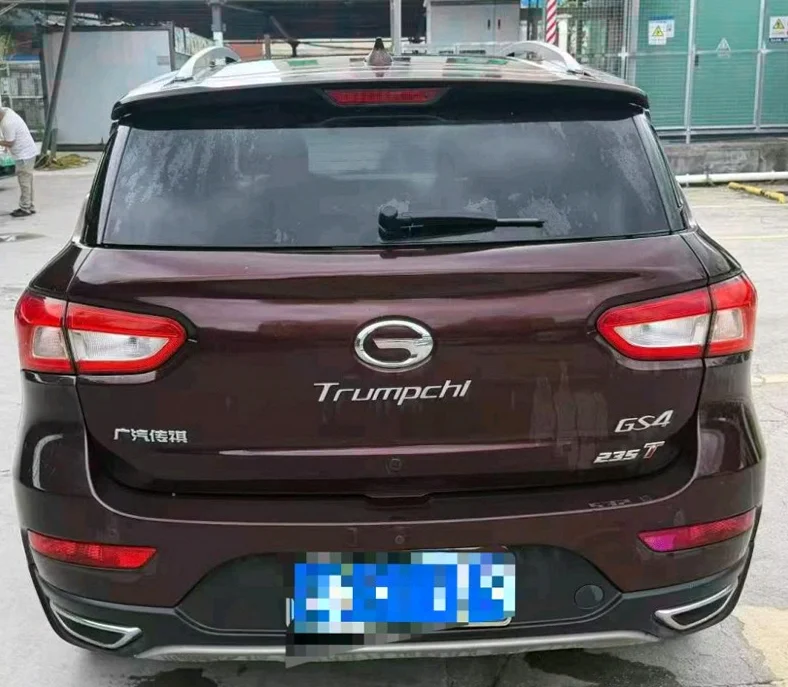 传祺GS4 内饰前排