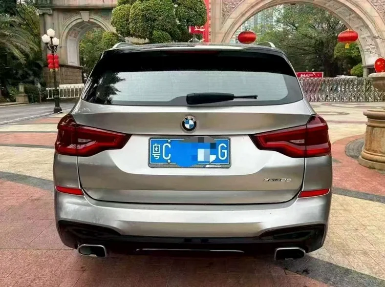 宝马X3 驾驶室