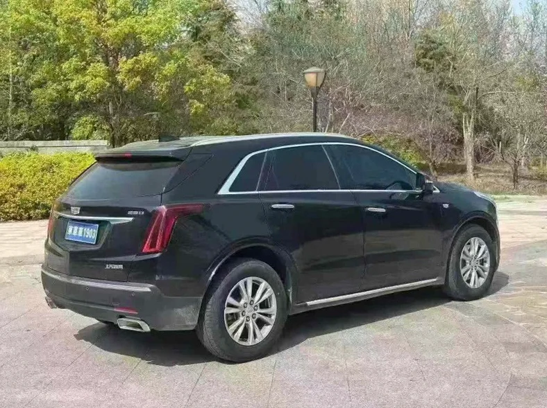 凯迪拉克XT5 后面外观三