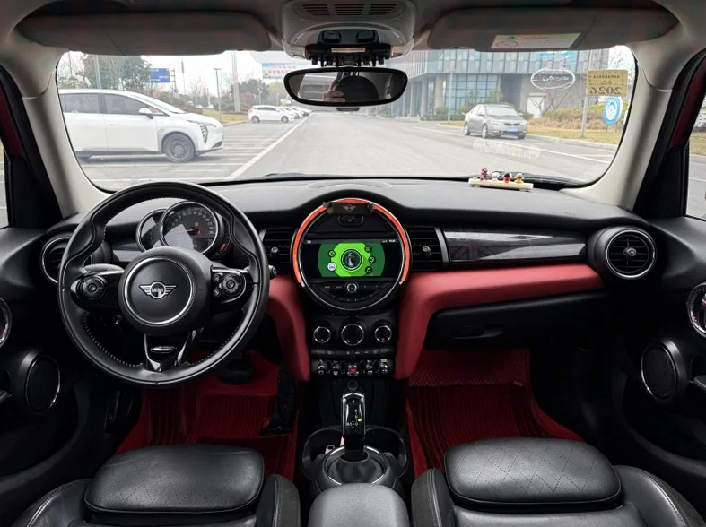 MINICooper 内饰后排