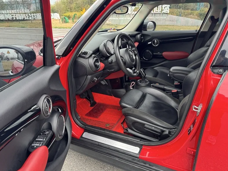 MINICooper 后面外观三