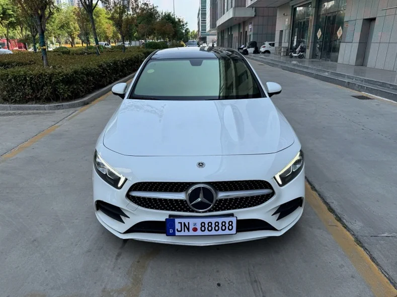 21年奔驰A200L豪华动感型