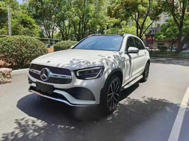 奔驰GLC 正面外观二