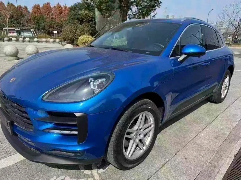 保时捷Macan 正面外观三