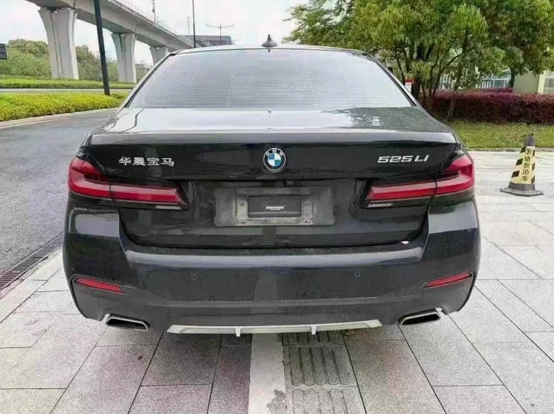 宝马5系 后面外观三