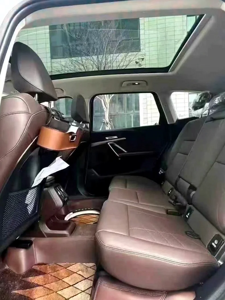 X1宝马 后面外观二