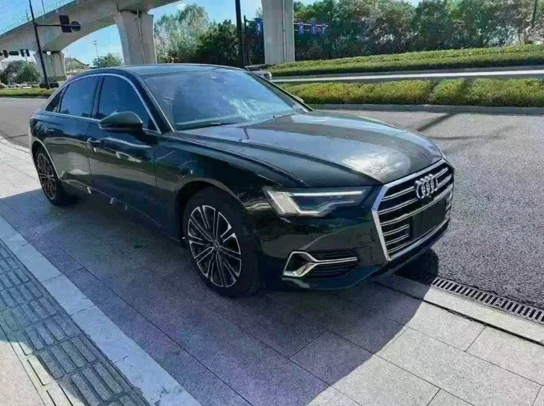 奥迪A6L 正面外观二