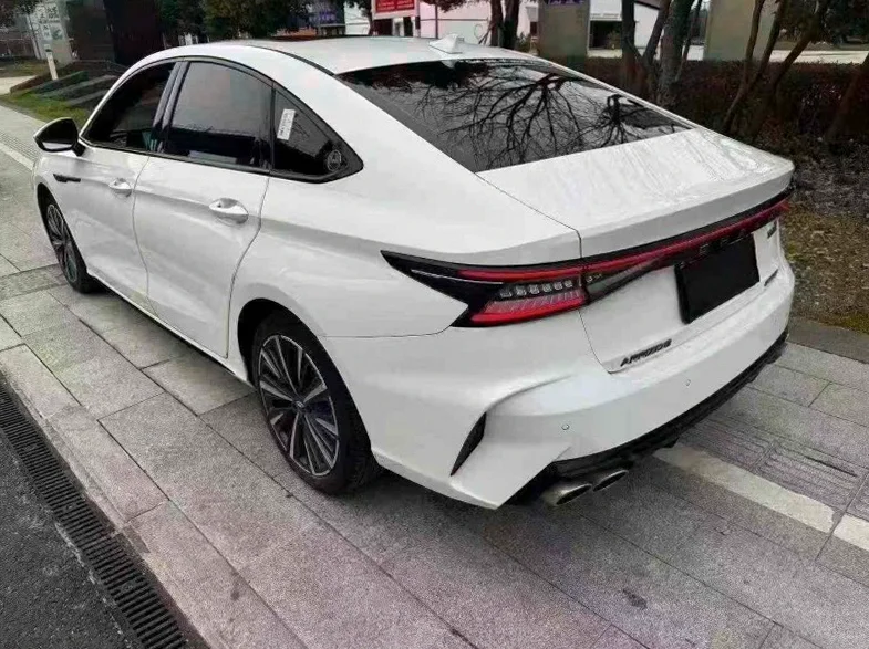 奇瑞艾瑞泽 驾驶室