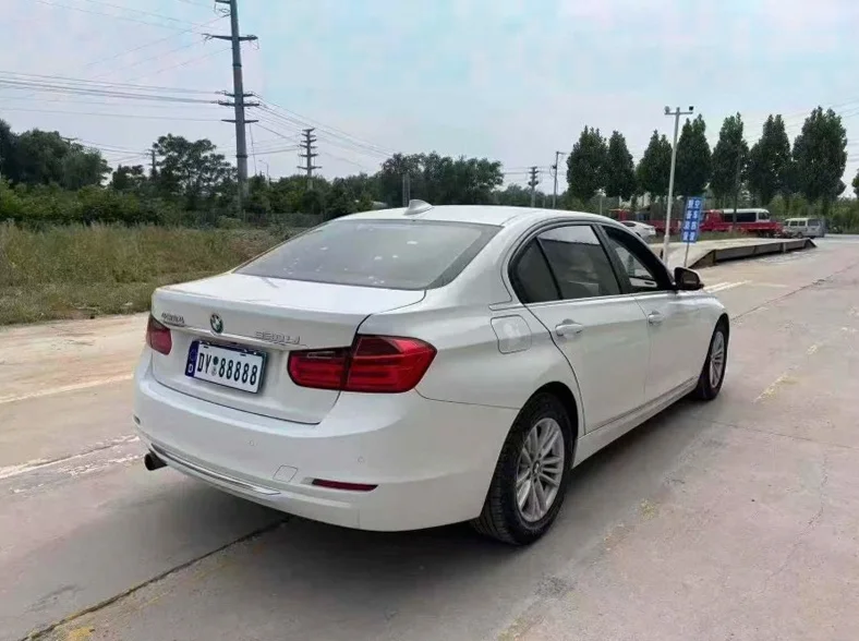 宝马3系 内饰前排
