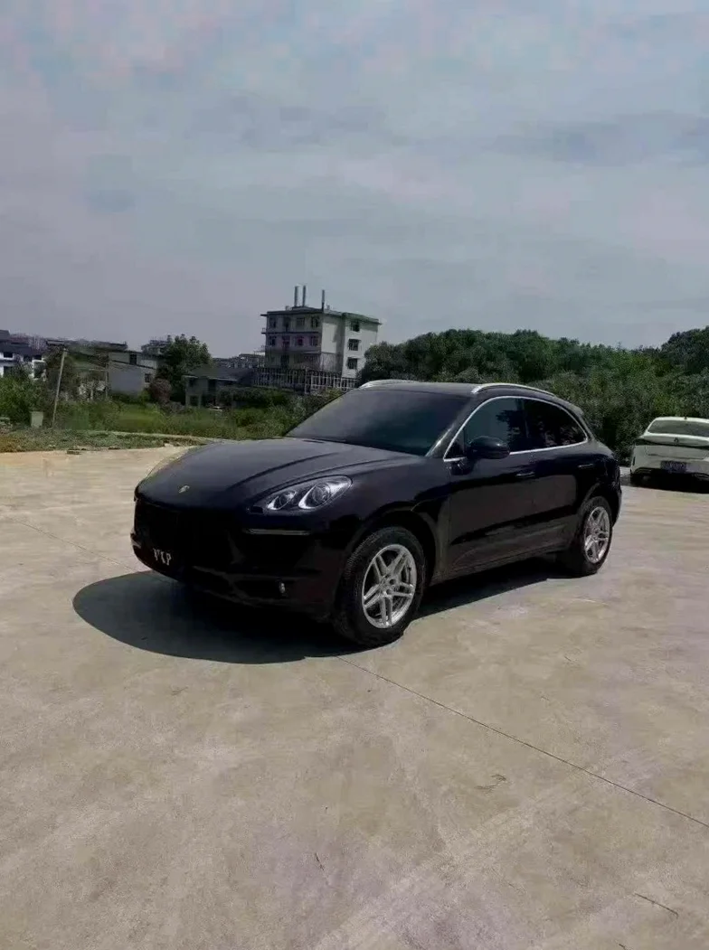 保时捷Macan 正面外观二