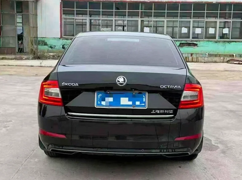 斯柯达明锐 驾驶室