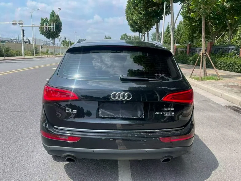 奥迪Q5 后面外观二