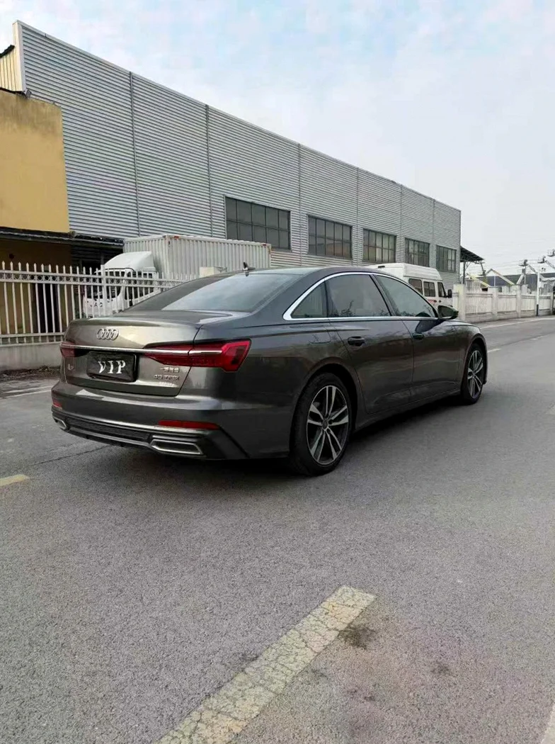 奥迪A6L 后面外观二