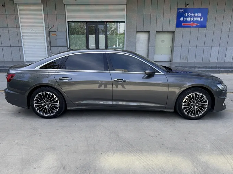 奥迪A6L 后面外观一
