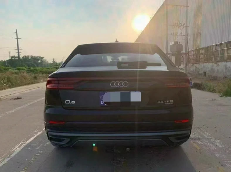 奥迪Q8 驾驶室