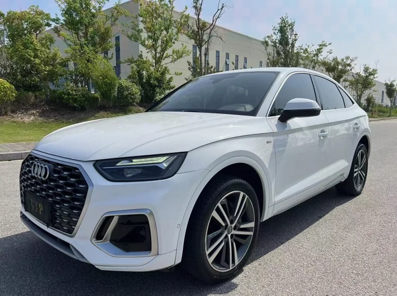 奥迪Q5 后面外观二