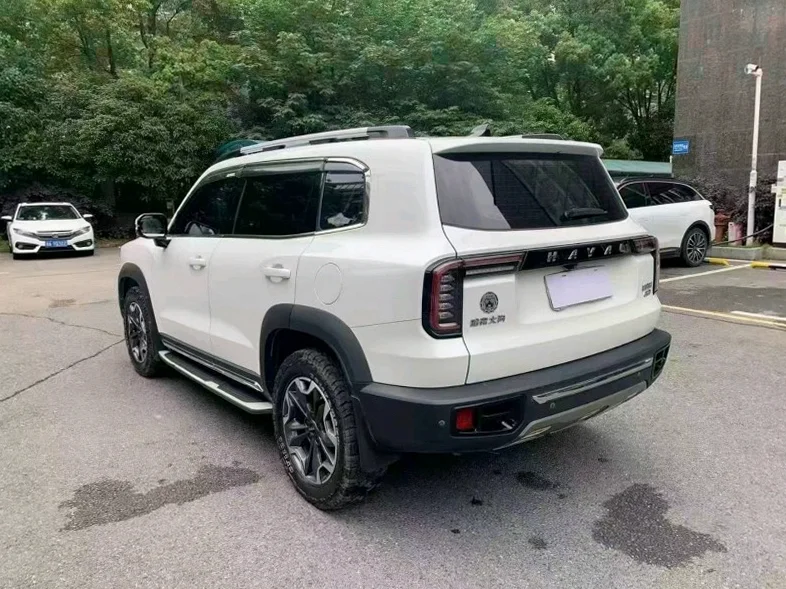 哈弗大狗 后面外观一