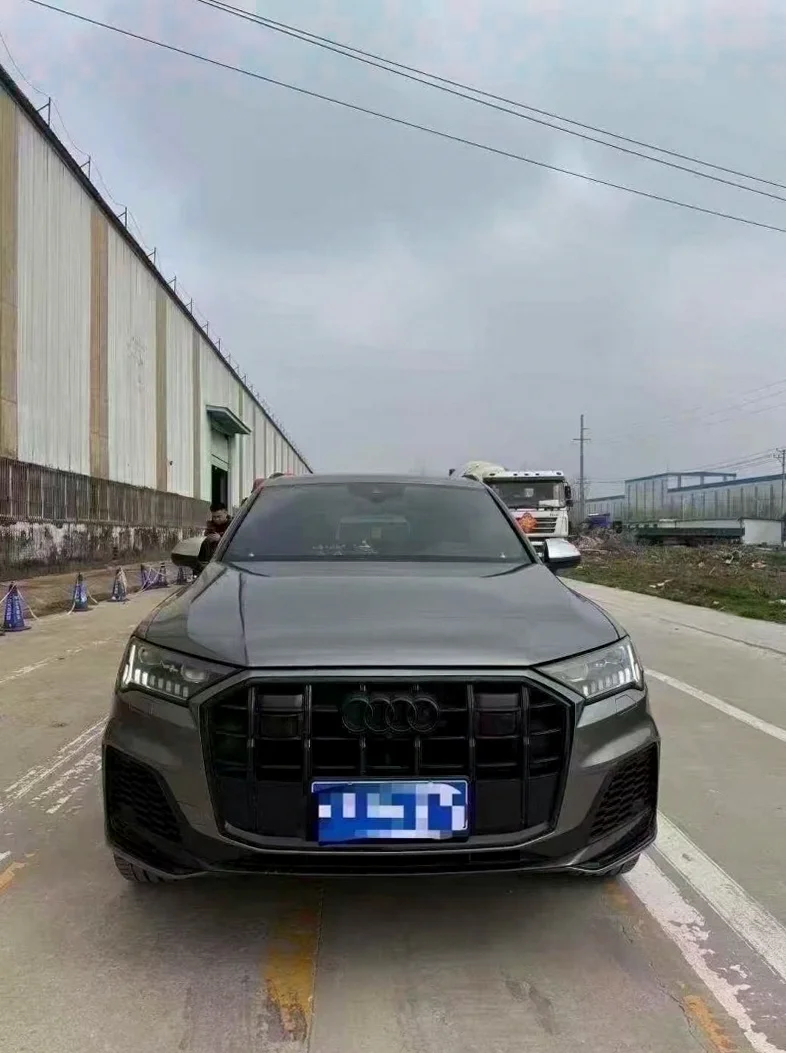 22年奥迪Q7冰雪运动限量版