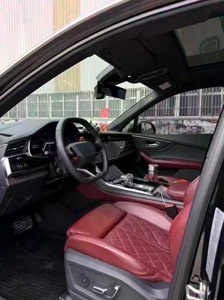 奥迪Q7 后面外观二