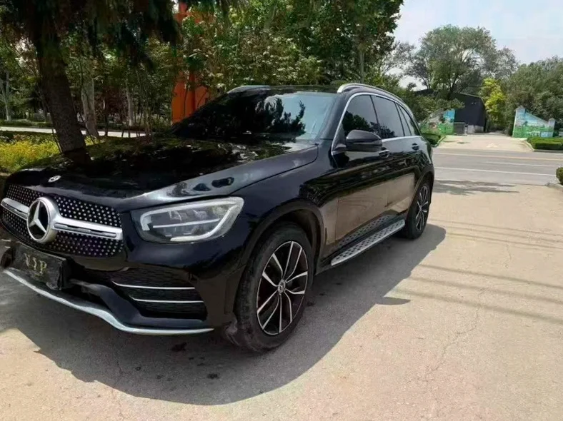 奔驰GLC 正面外观三