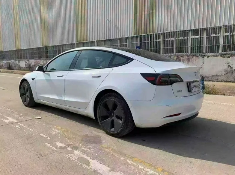 特斯拉MODEL 内饰后排