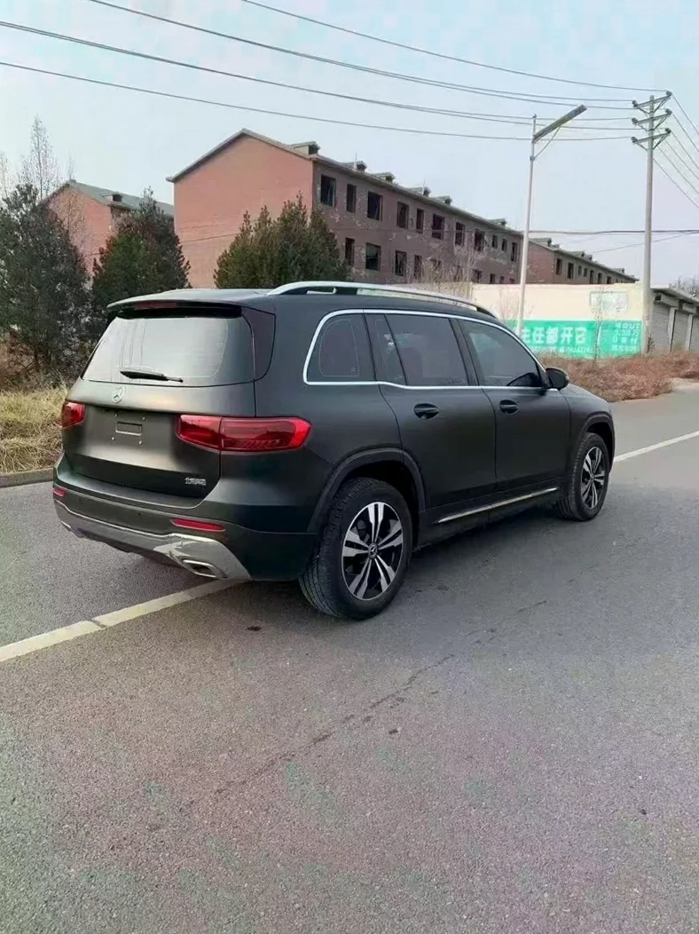 奔驰GLB 驾驶室