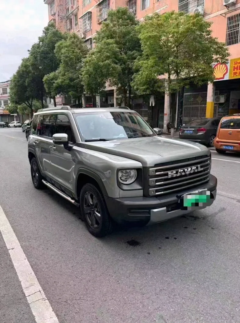 哈弗猛龙 正面外观三