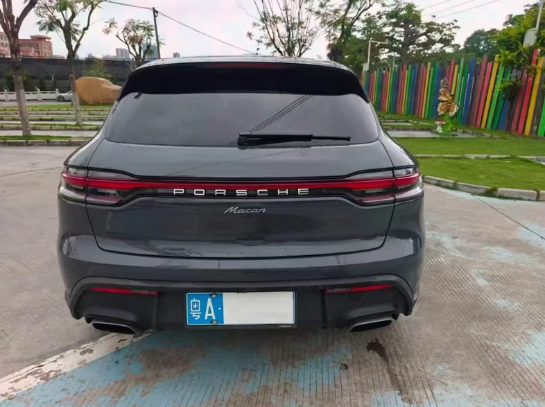 保时捷Macan 驾驶室
