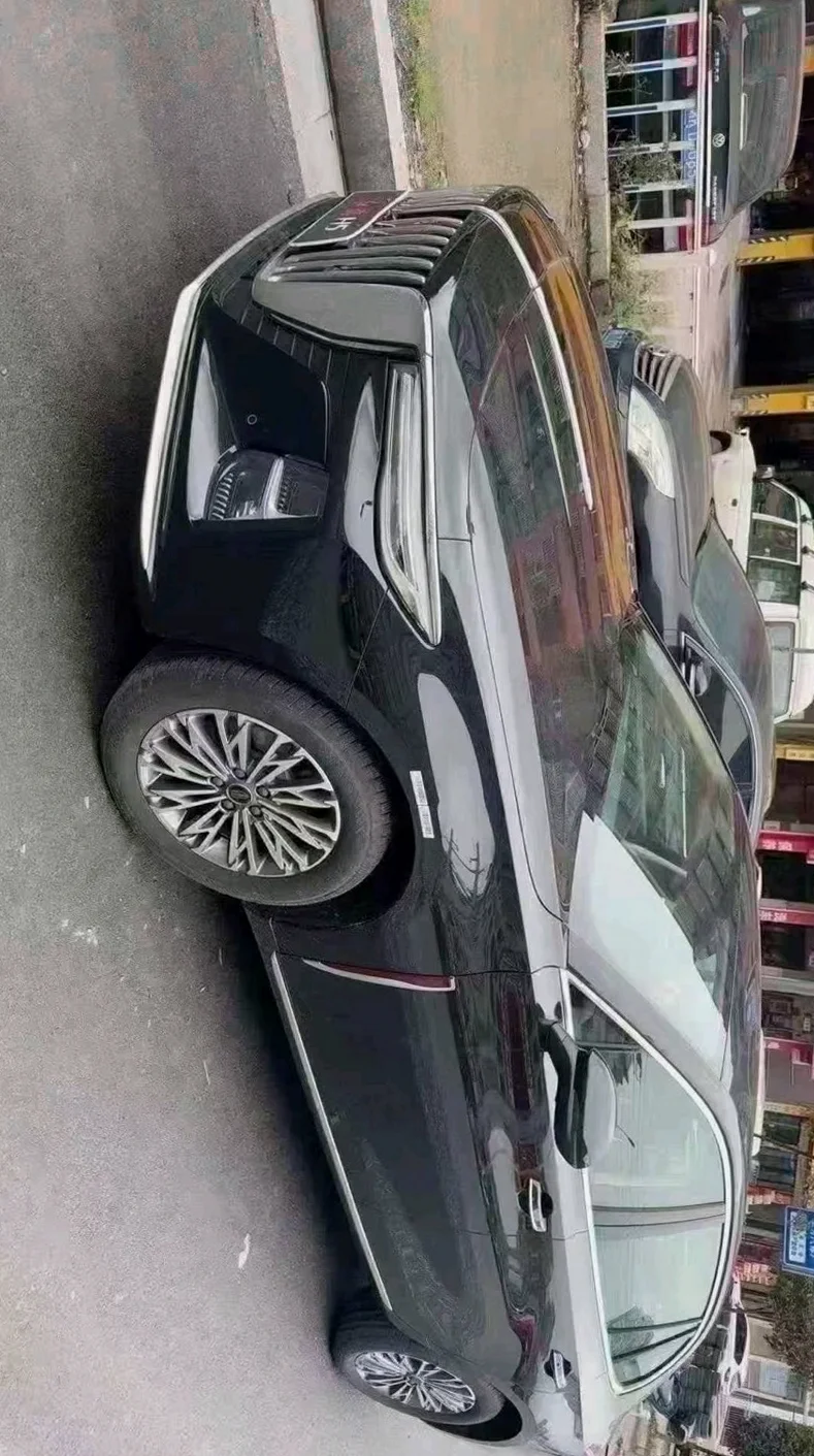 红旗H5 后面外观二