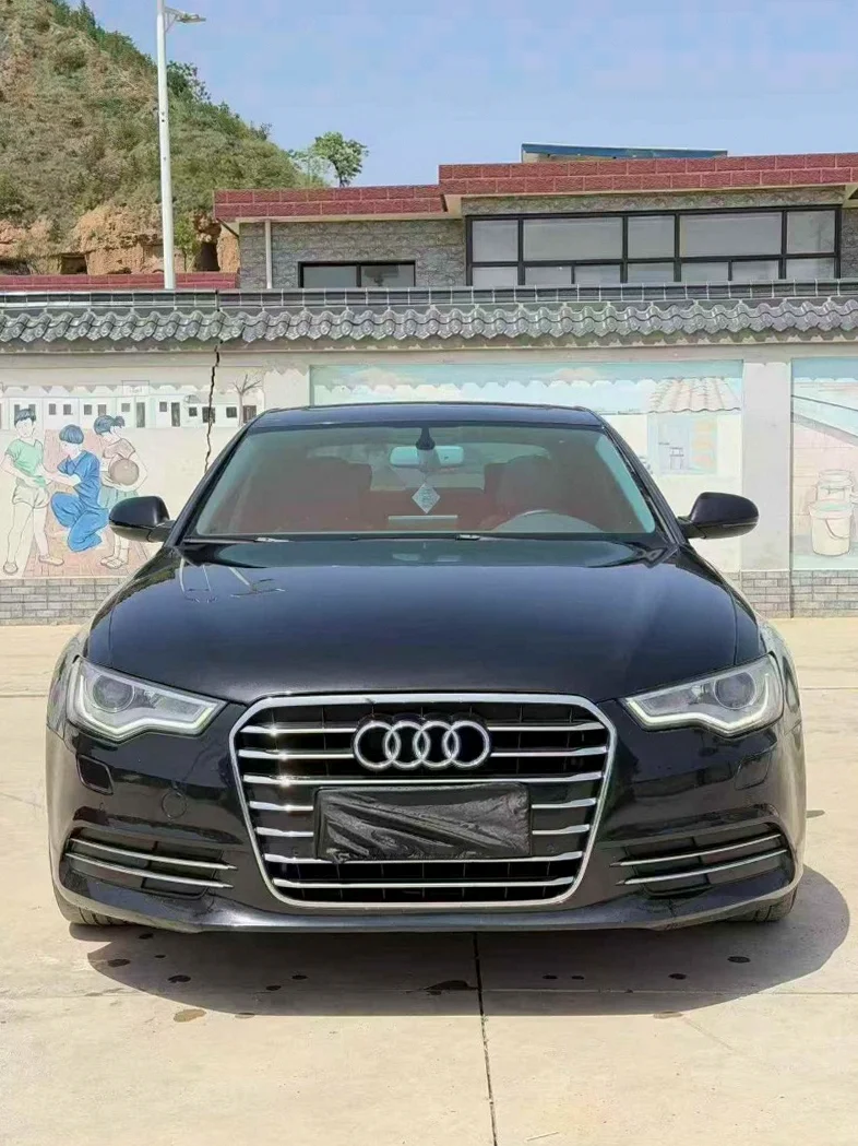 12年奥迪A6L 2.5V6顶配