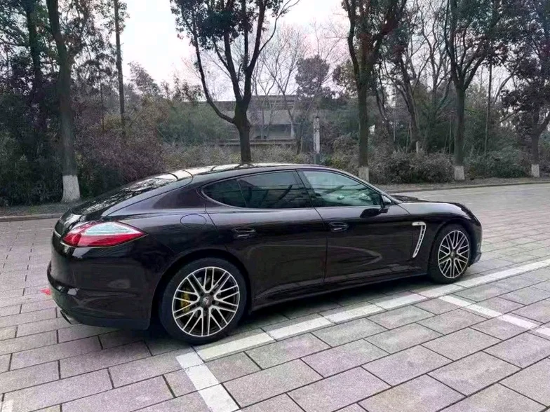 保时捷帕拉梅拉 驾驶室