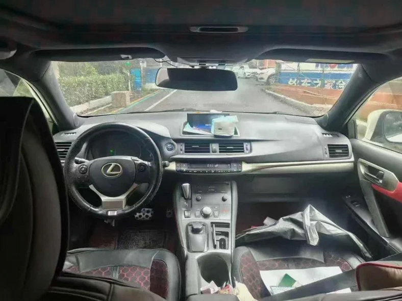 凯迪拉克CT6 后面外观二