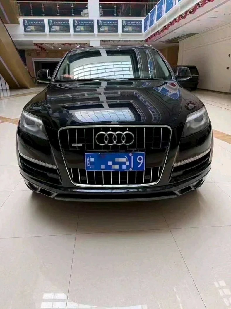 15年奥迪Q7 3.0T高配7座