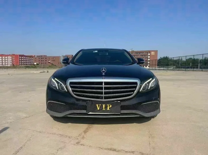 17年奔驰E300豪华