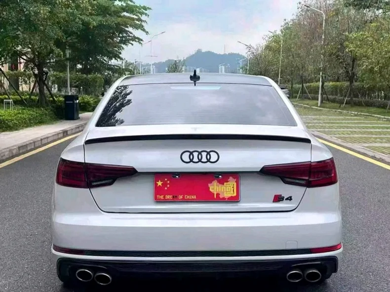 奥迪A4L 后面外观二