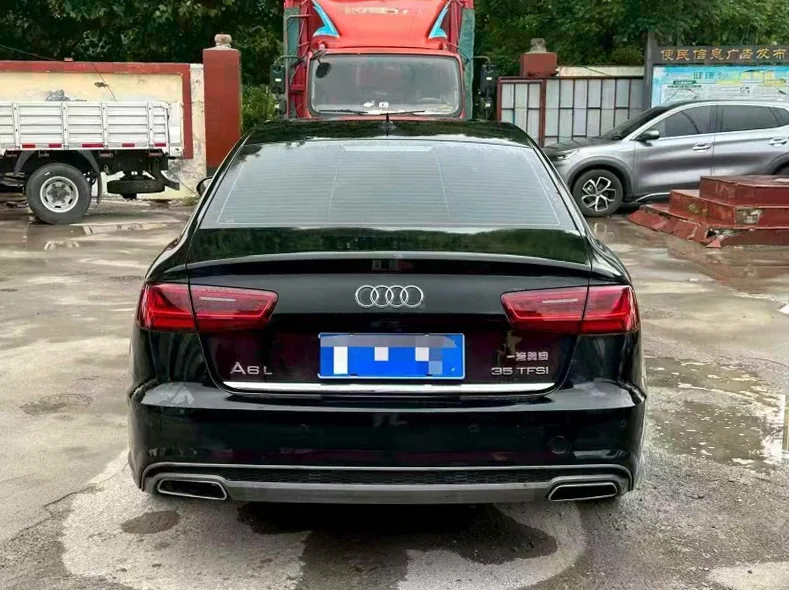 奥迪A6L 驾驶室