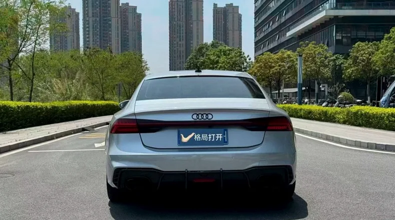 奥迪A7L 驾驶室