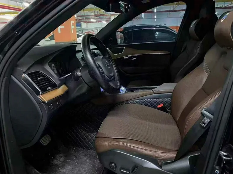 沃尔沃XC90 后面外观一