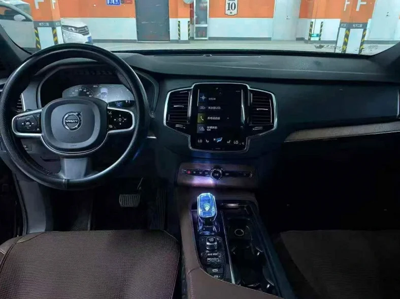沃尔沃XC90 后面外观二