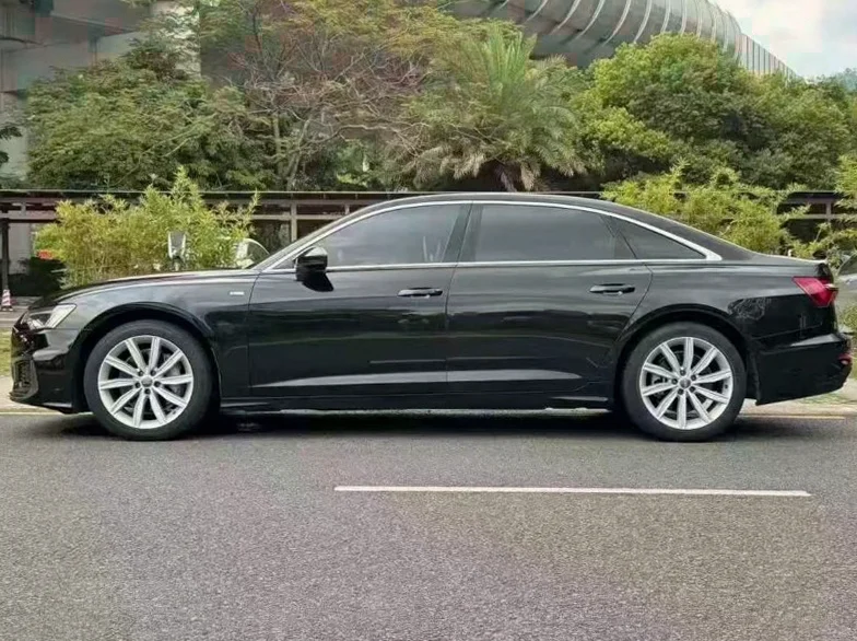 奥迪A6L 后面外观二