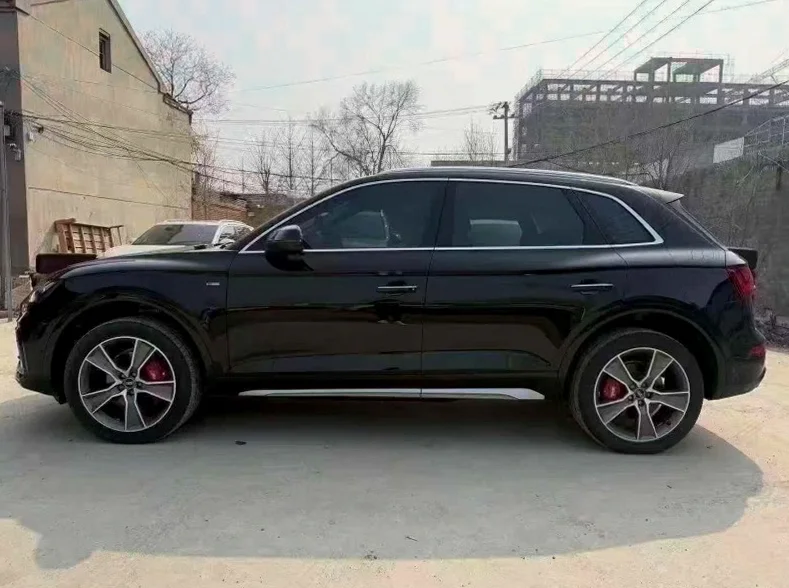 奥迪Q5 后面外观一
