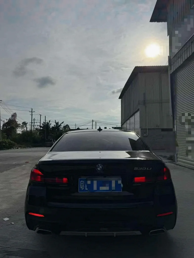 宝马5系 后面外观三