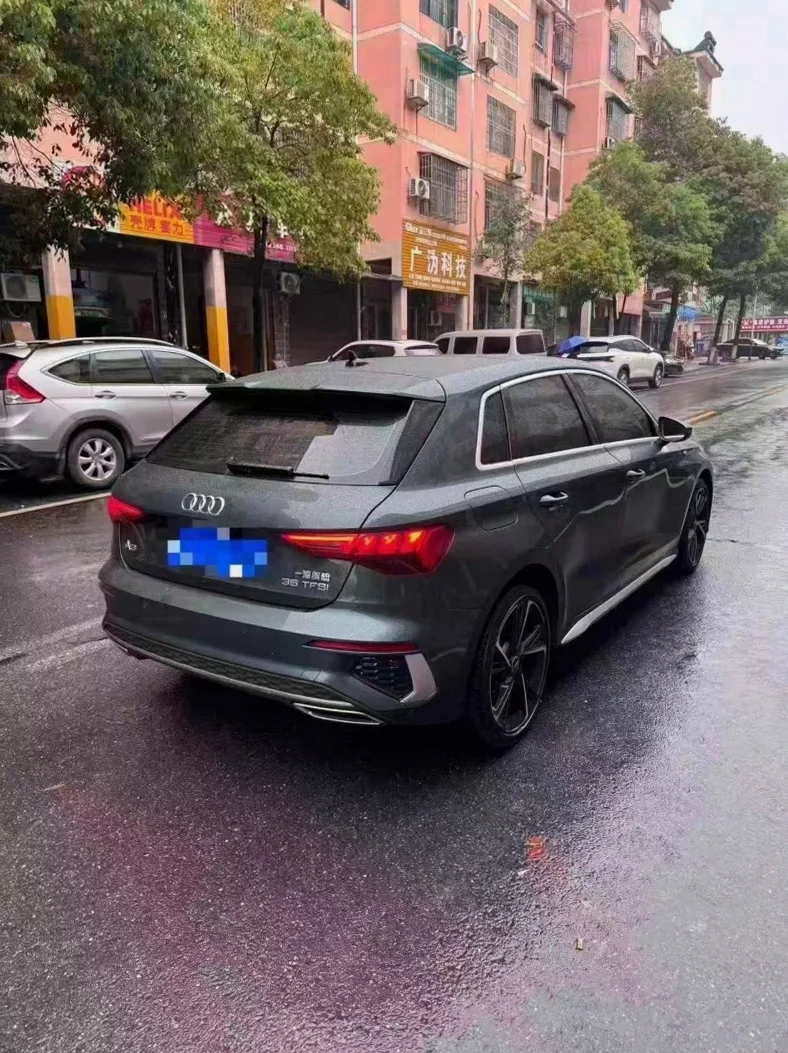 奥迪A3 驾驶室
